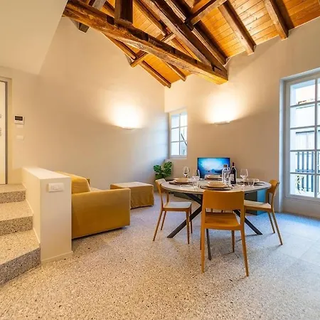 Apartment Elegante Loft A 200 A Metri Dal Duomo