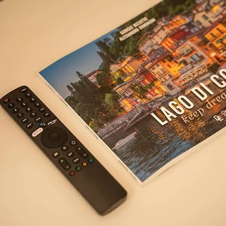 Апартаменты Elegante Loft A 200 A Metri Dal Duomo Комо