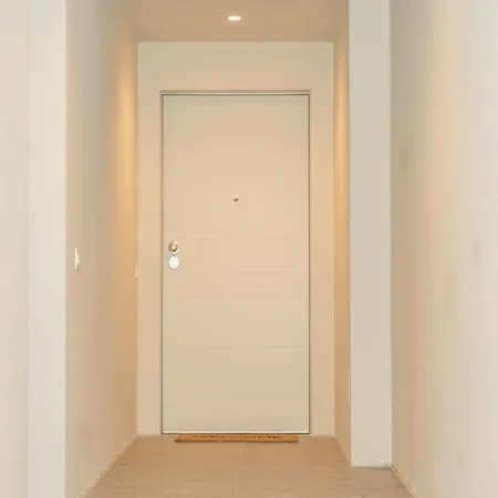 Elegante Loft A 200 A Metri Dal Duomo Комо